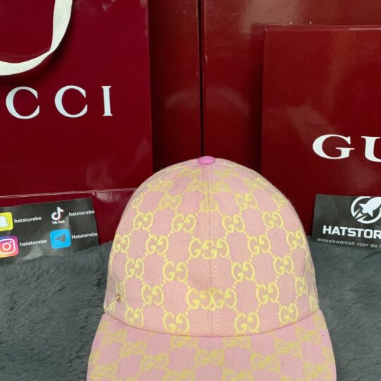 Gucci Dubai Lila